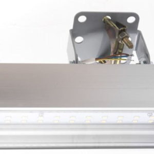 Низковольтный линейный светодиодный светильник SVT-P-UL-32Вт-LV-24V AC